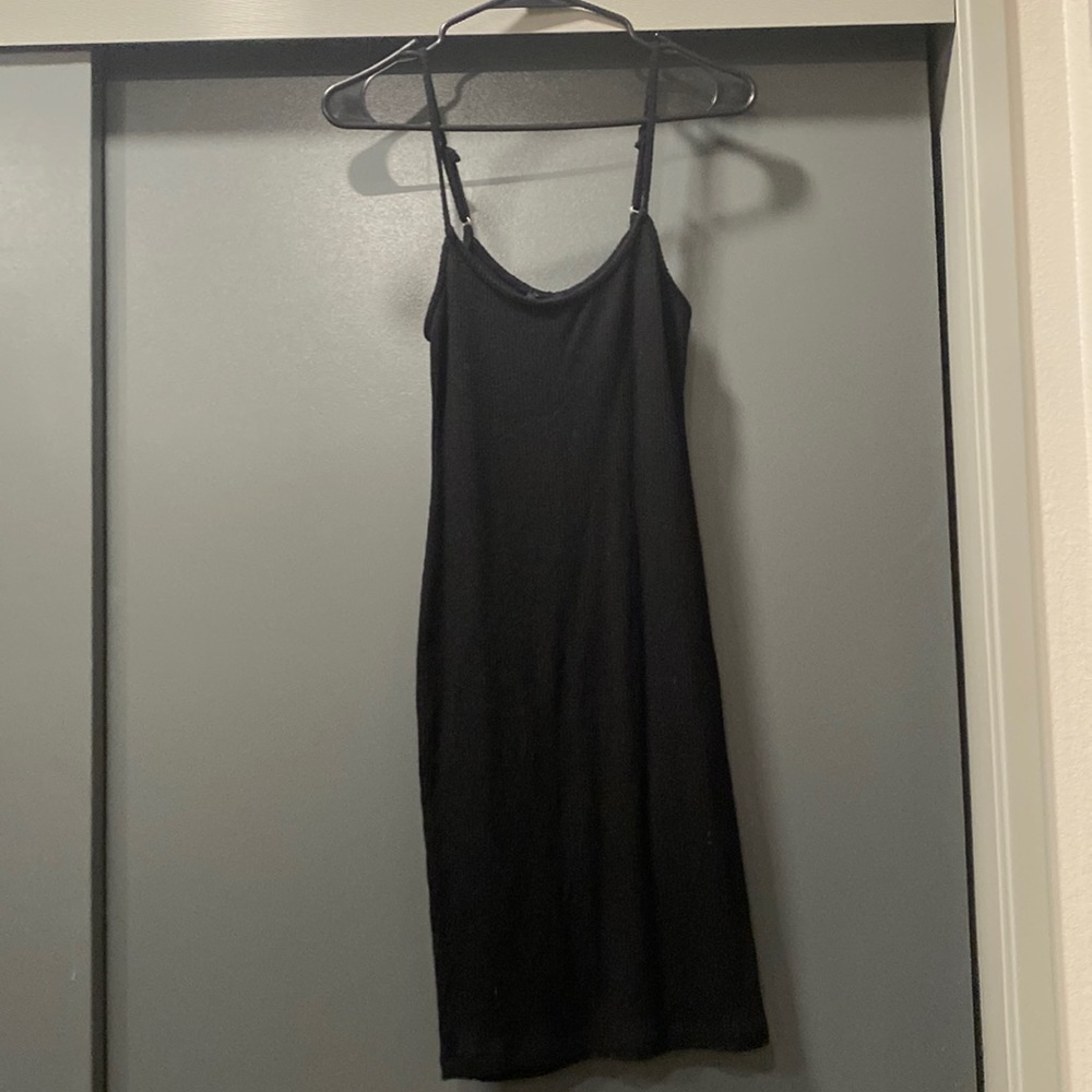 Black forever 21 bodycon midi dress